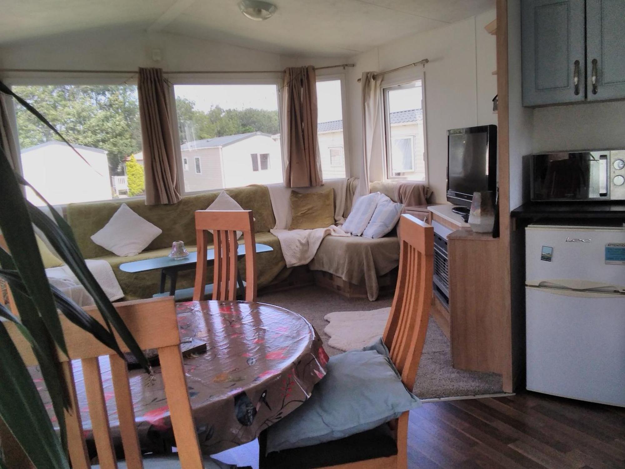 Private Caravan Situated At Parkdean Holiday Resort St Margaret'S At Cliffe Number 18 Exterior foto